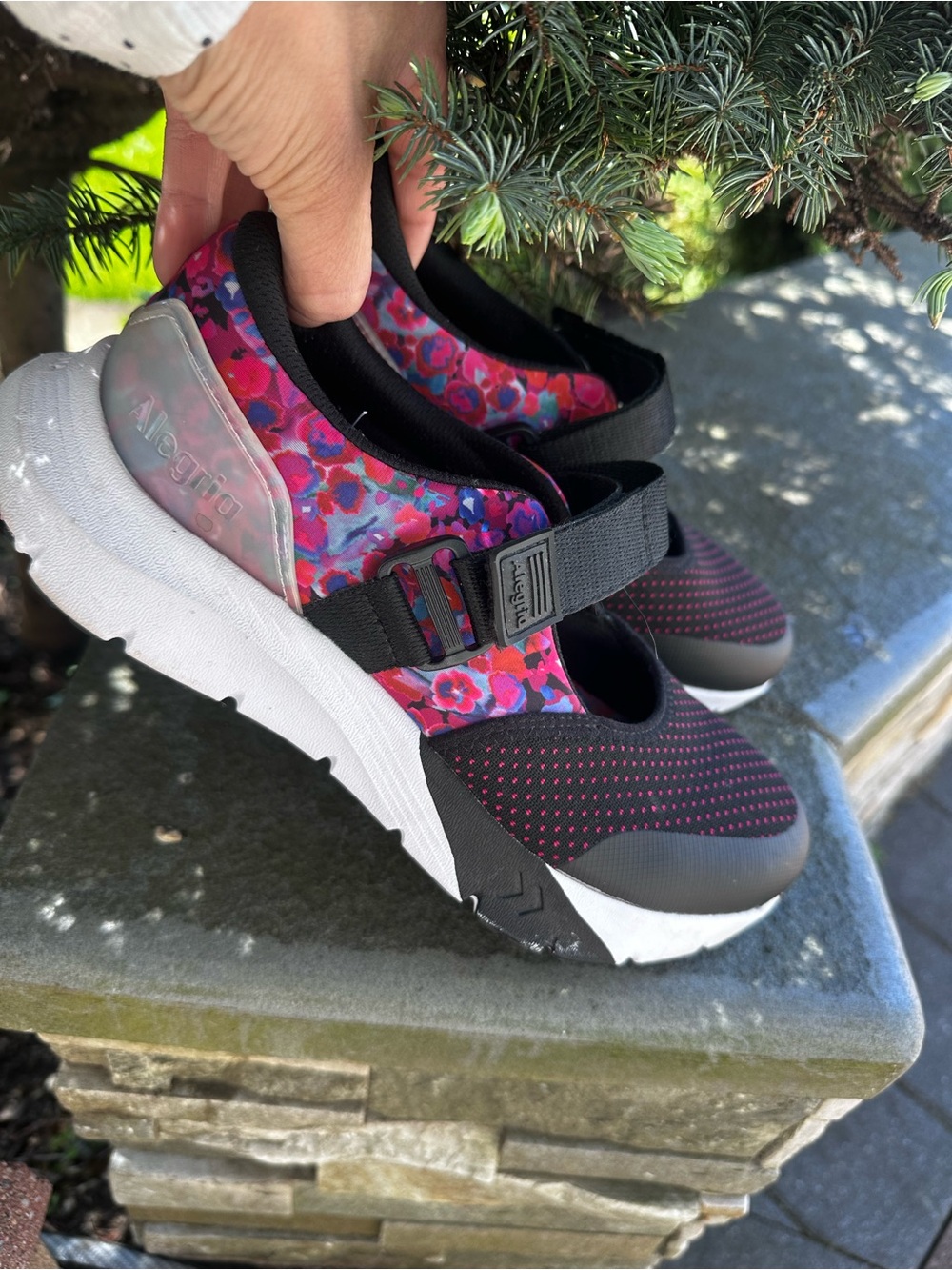 Alegria Black and Pink Floral Slip-On Mary Jane Sneaker size 7